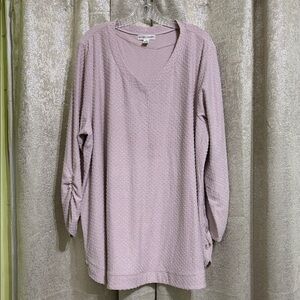 New York Laundry Pale Pink Dot-Texture V-Neck Top